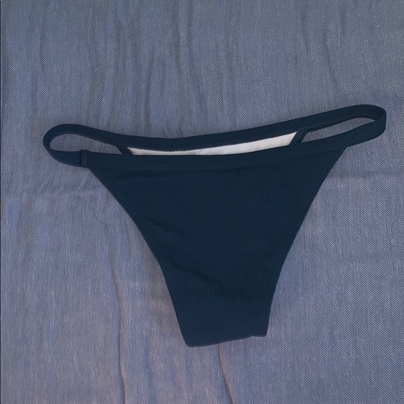 Brand new Bikini Set Sold - Picture 5 of 6